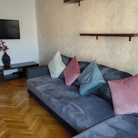 Apartament Vultur - 3 Rooms, 2 Bathrooms Târgu-Mureş Εξωτερικό φωτογραφία